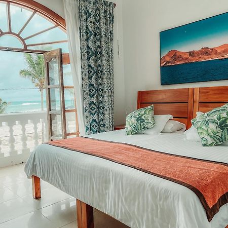 Hotel Albemarle Puerto Villamil Dış mekan fotoğraf